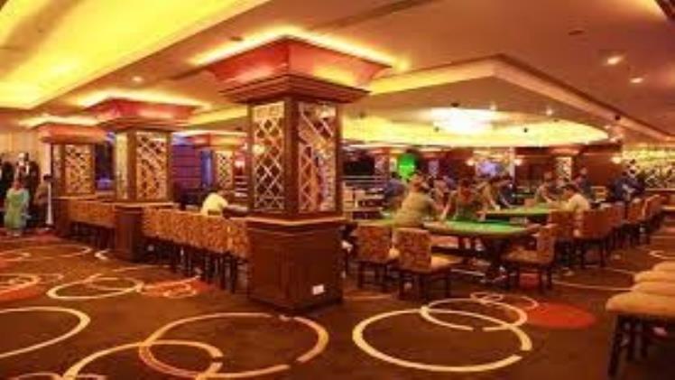 what is casino hotel
